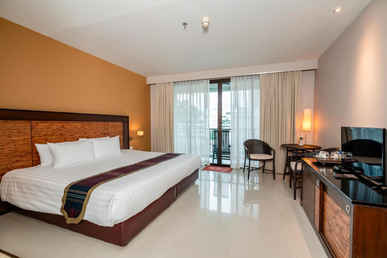 Tara Mantra Cha-Am Resort Exterior photo