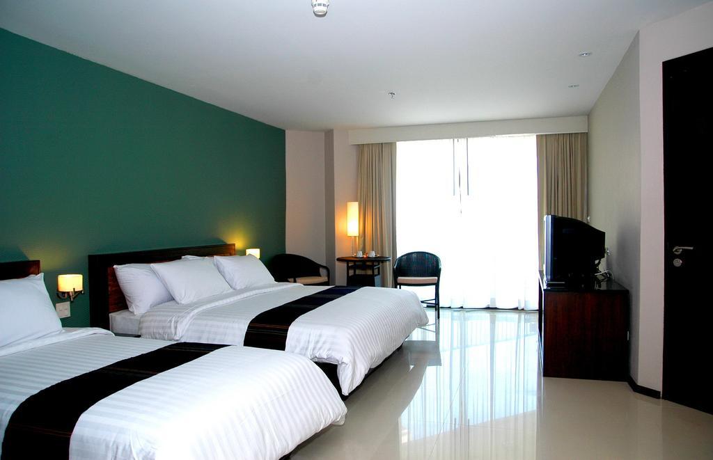 Tara Mantra Cha-Am Resort Exterior photo
