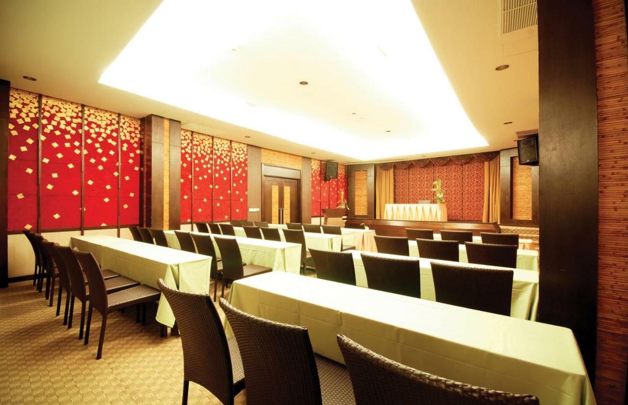 Tara Mantra Cha-Am Resort Exterior photo